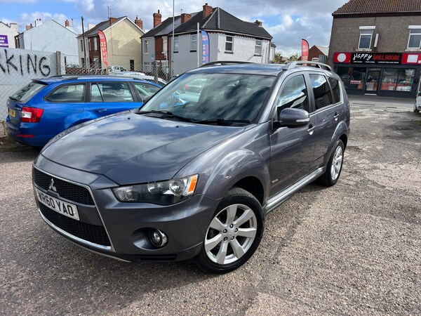 Used Mitsubishi Outlander 2010 for sale - 75711495: Photo 2
