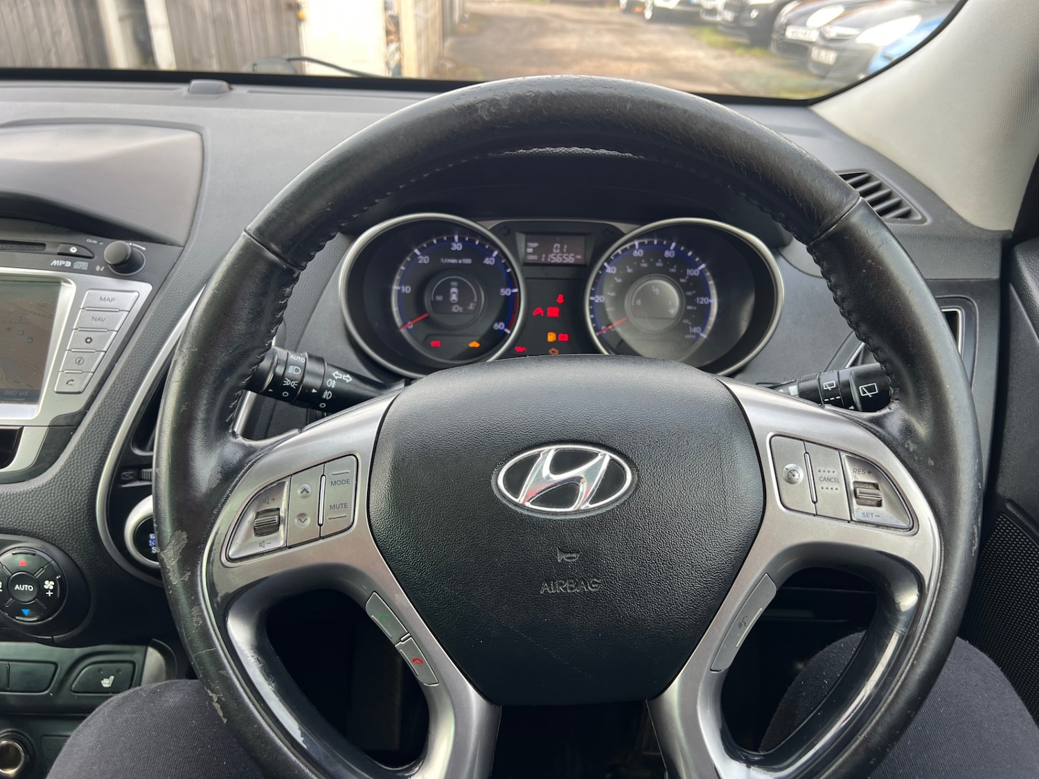 Used Hyundai Ix35 2011 for sale - 76391255: Photo 23