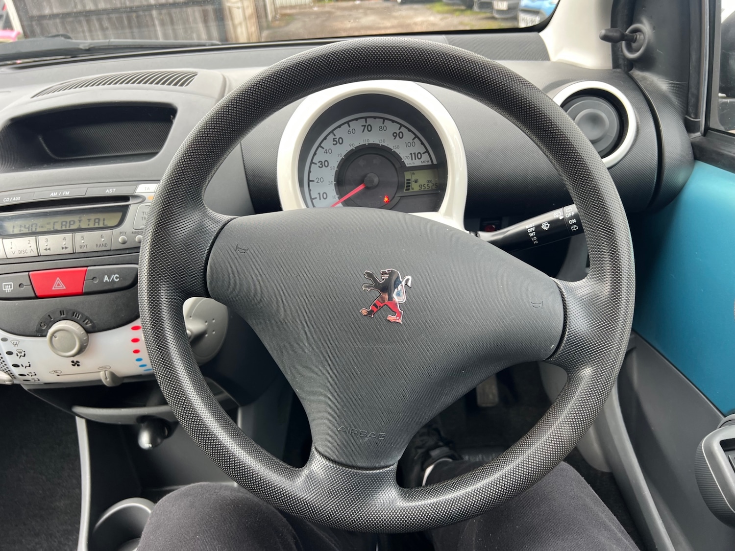 Used Peugeot 107 2011 for sale - 76252777: Photo 11