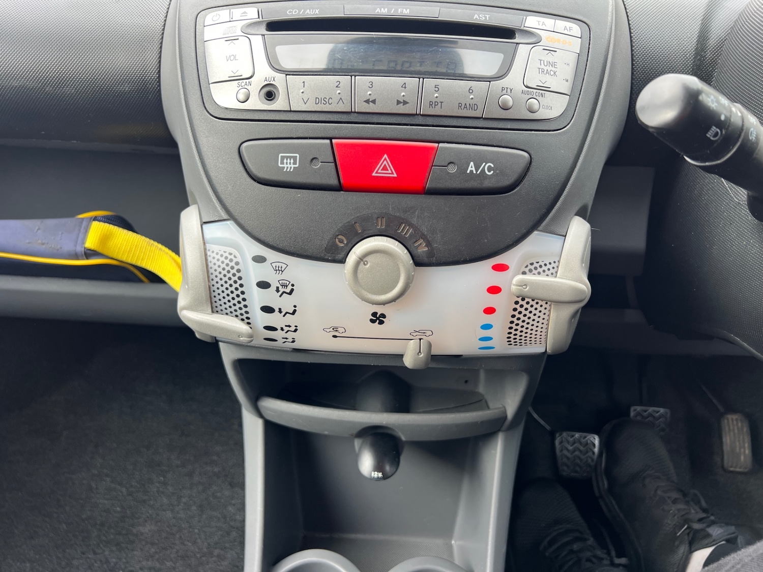 Used Peugeot 107 2011 for sale - 76252777: Photo 14