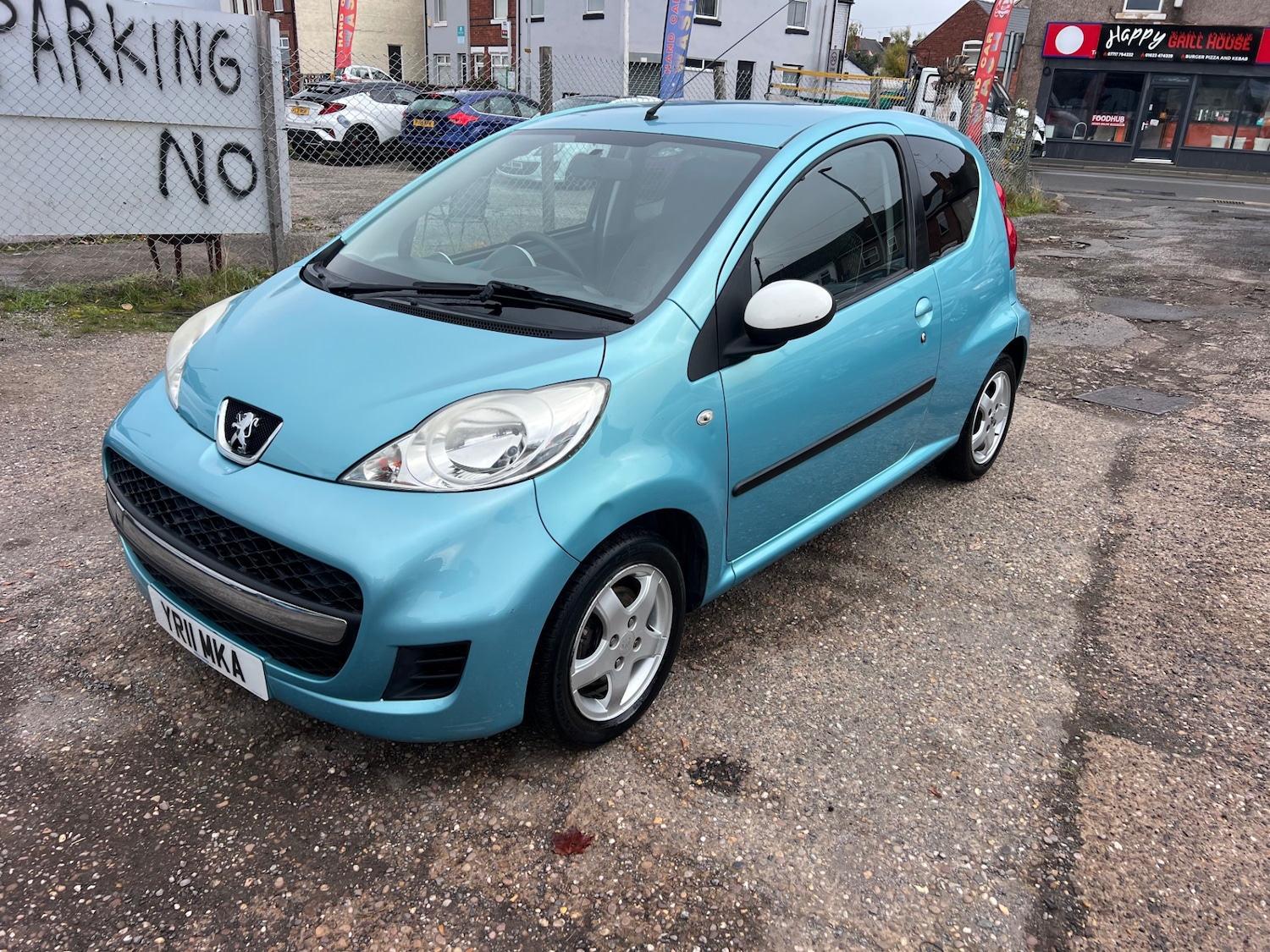 Used Peugeot 107 2011 for sale - 76252777: Photo 2