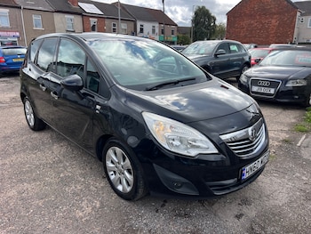 2011 (60) - 1.4i 16V SE 5dr