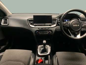 Used Kia Ceed 2022 for sale - 74863665: Photo