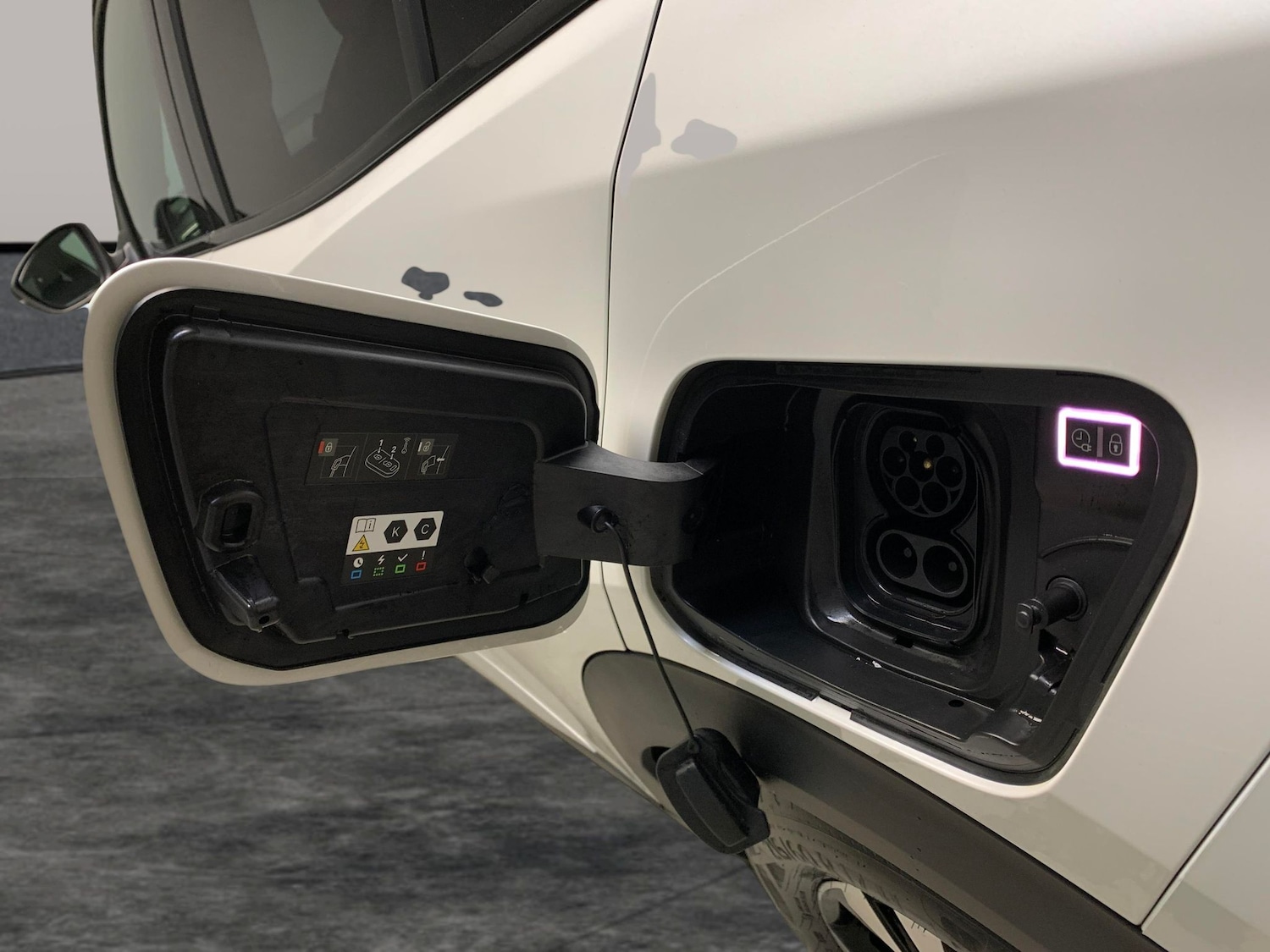 Used Peugeot 2008 2022 for sale - 76668644: Photo 32