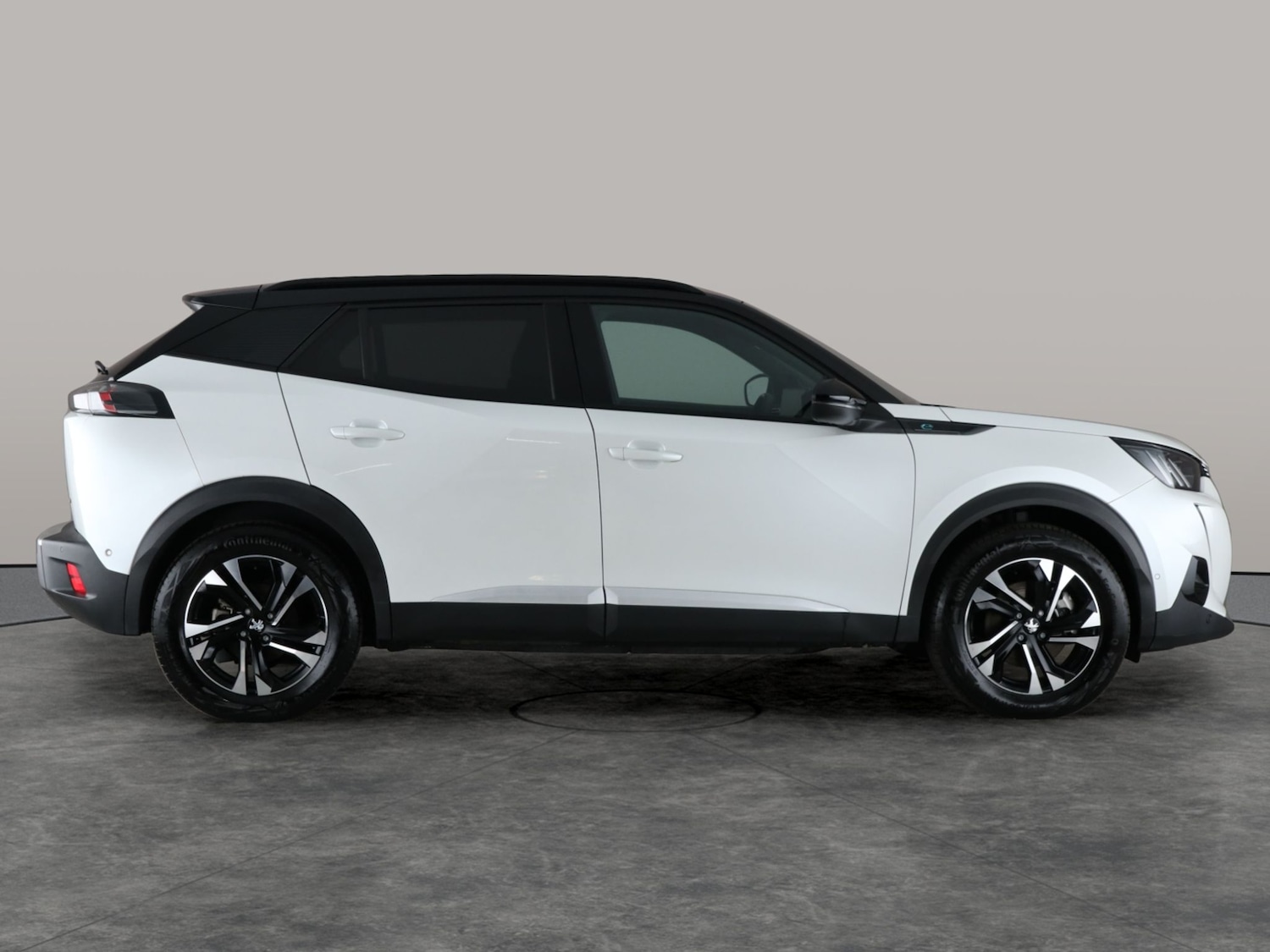 Used Peugeot 2008 2022 for sale - 76668644: Photo 9