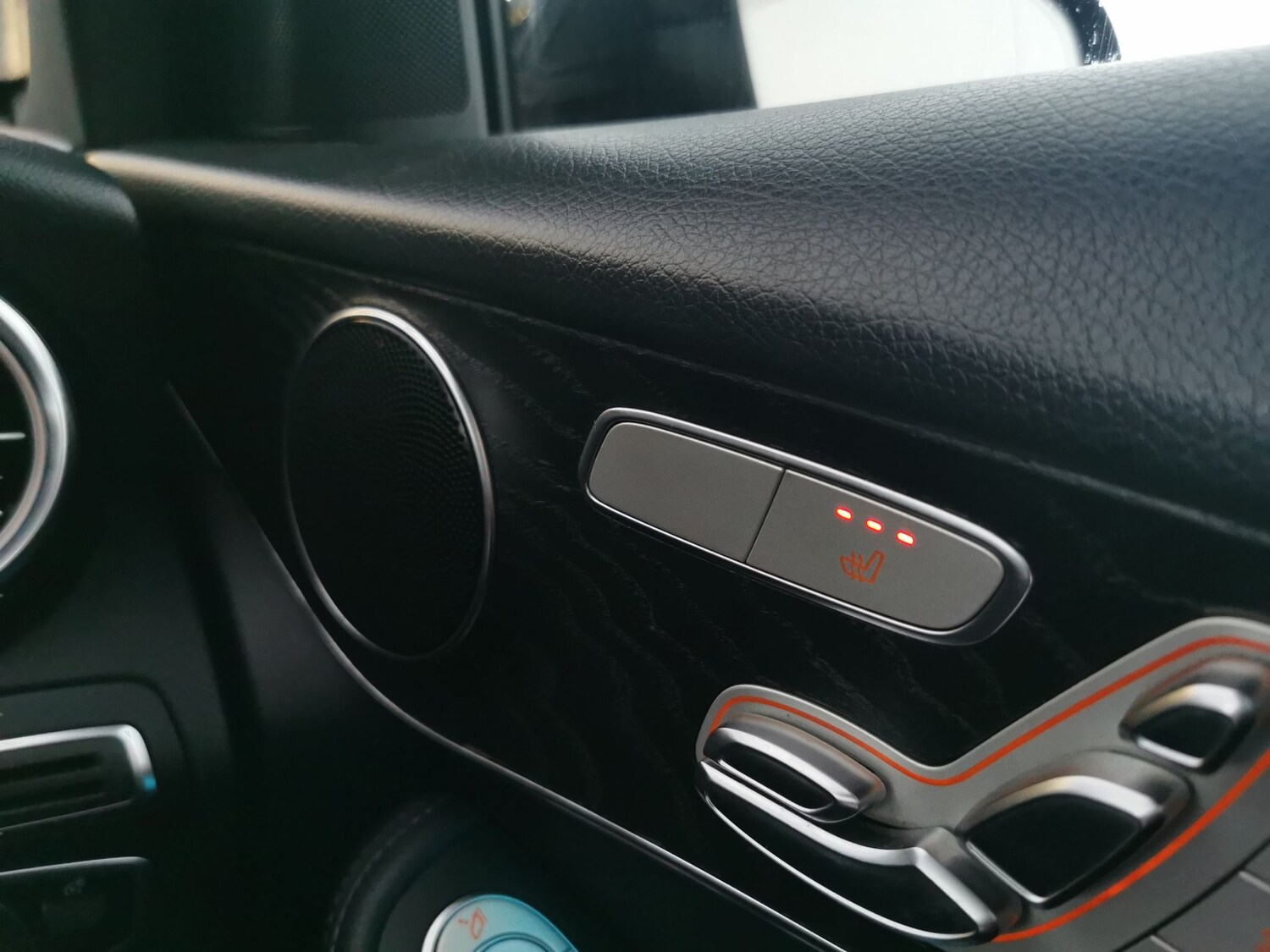 Used Mercedes-Benz GLC for sale - 77980670: Photo 24