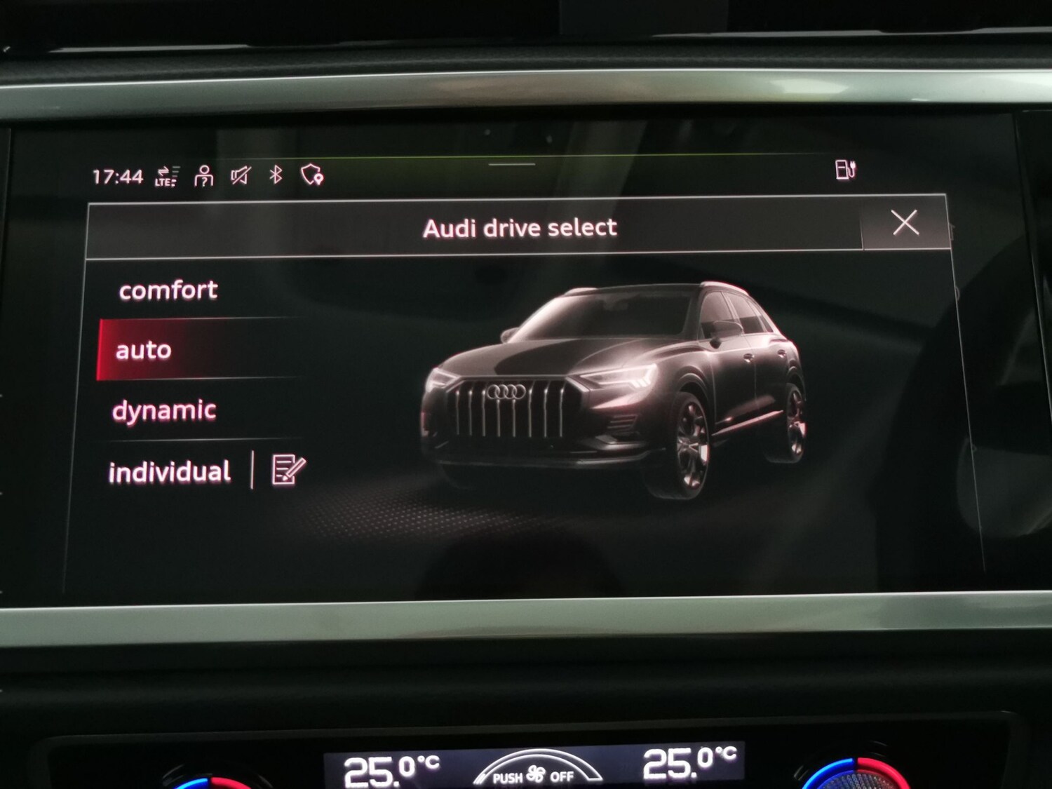 Used Audi Q3 for sale - 77517280: Photo 15