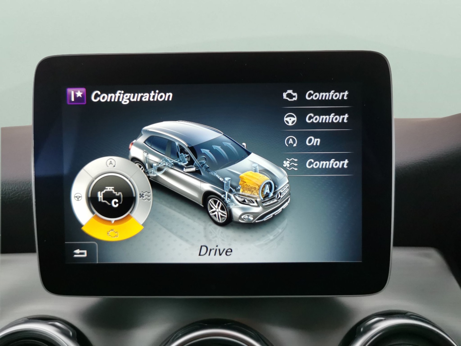 Used Mercedes-Benz GLA 2019 for sale - 77149107: Photo 15