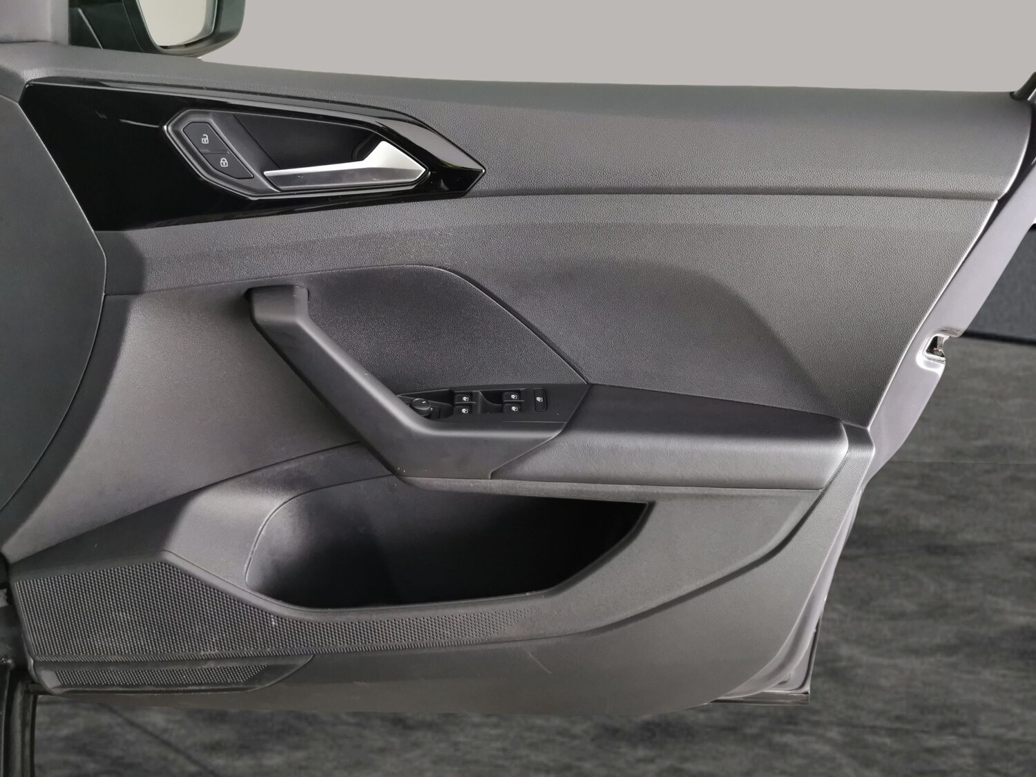 Used Volkswagen T-Cross 2022 for sale - 77786624: Photo 27