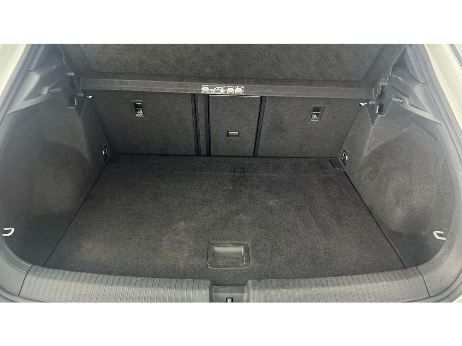 Used Volkswagen T-Roc 2021 for sale - 76128742: Photo 18