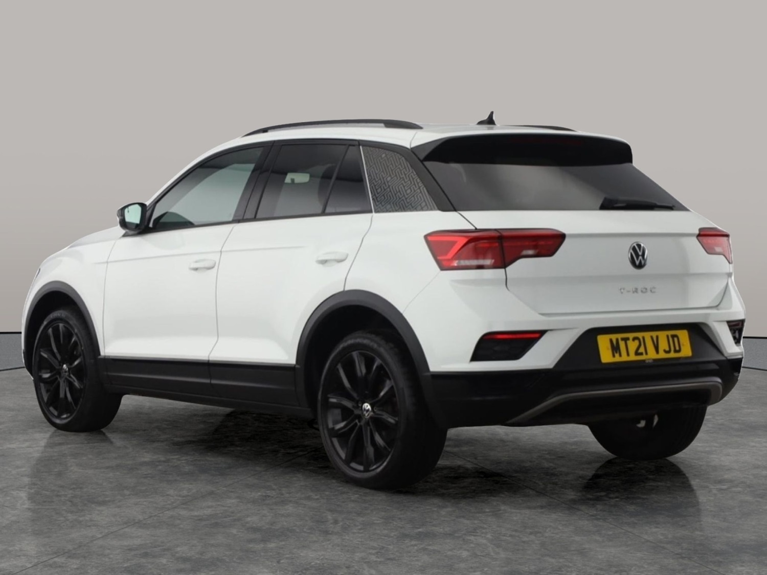 Used Volkswagen T-Roc 2021 for sale - 76128742: Photo 8