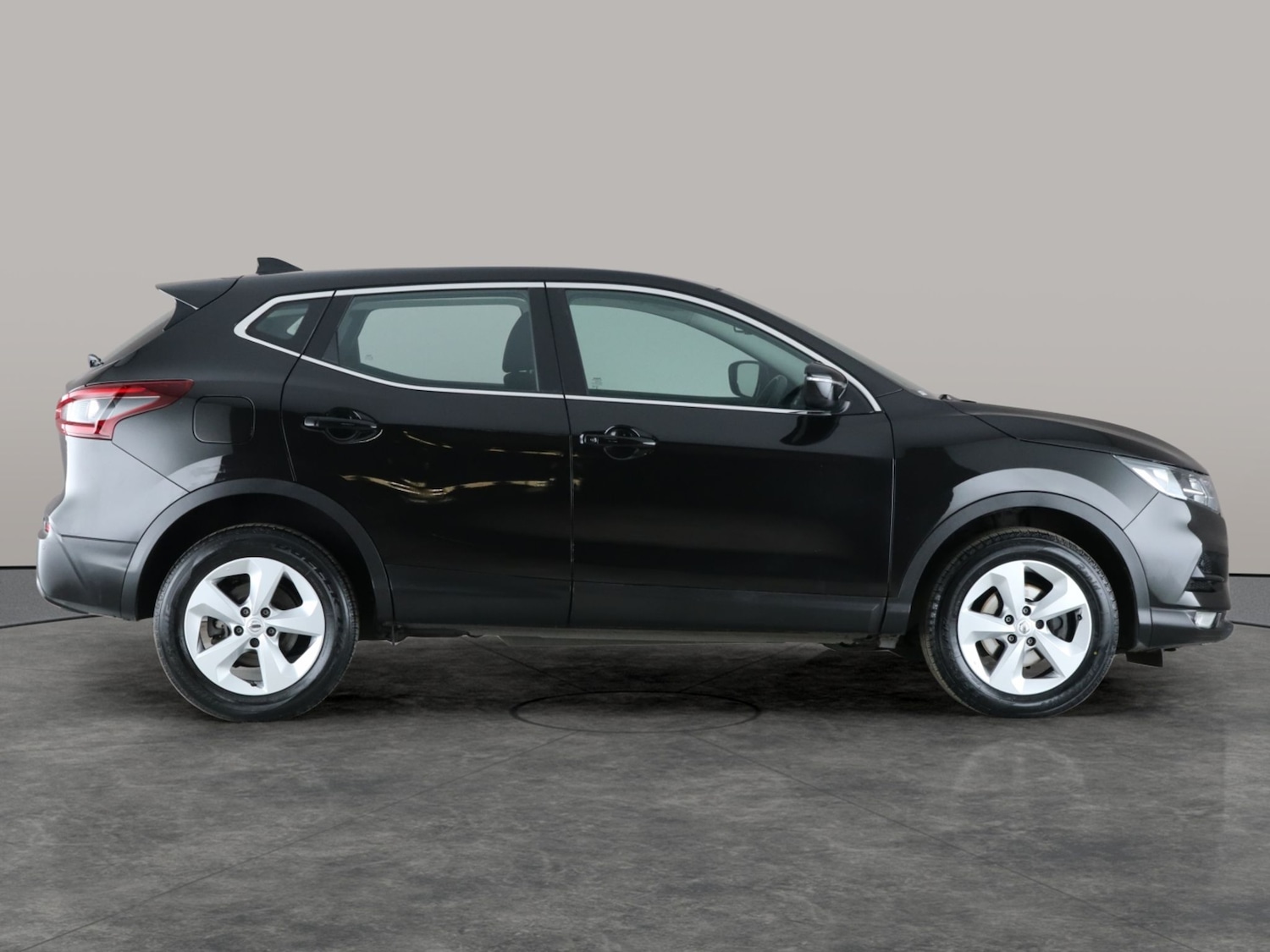 Used Nissan Qashqai for sale - 76725406: Photo 10