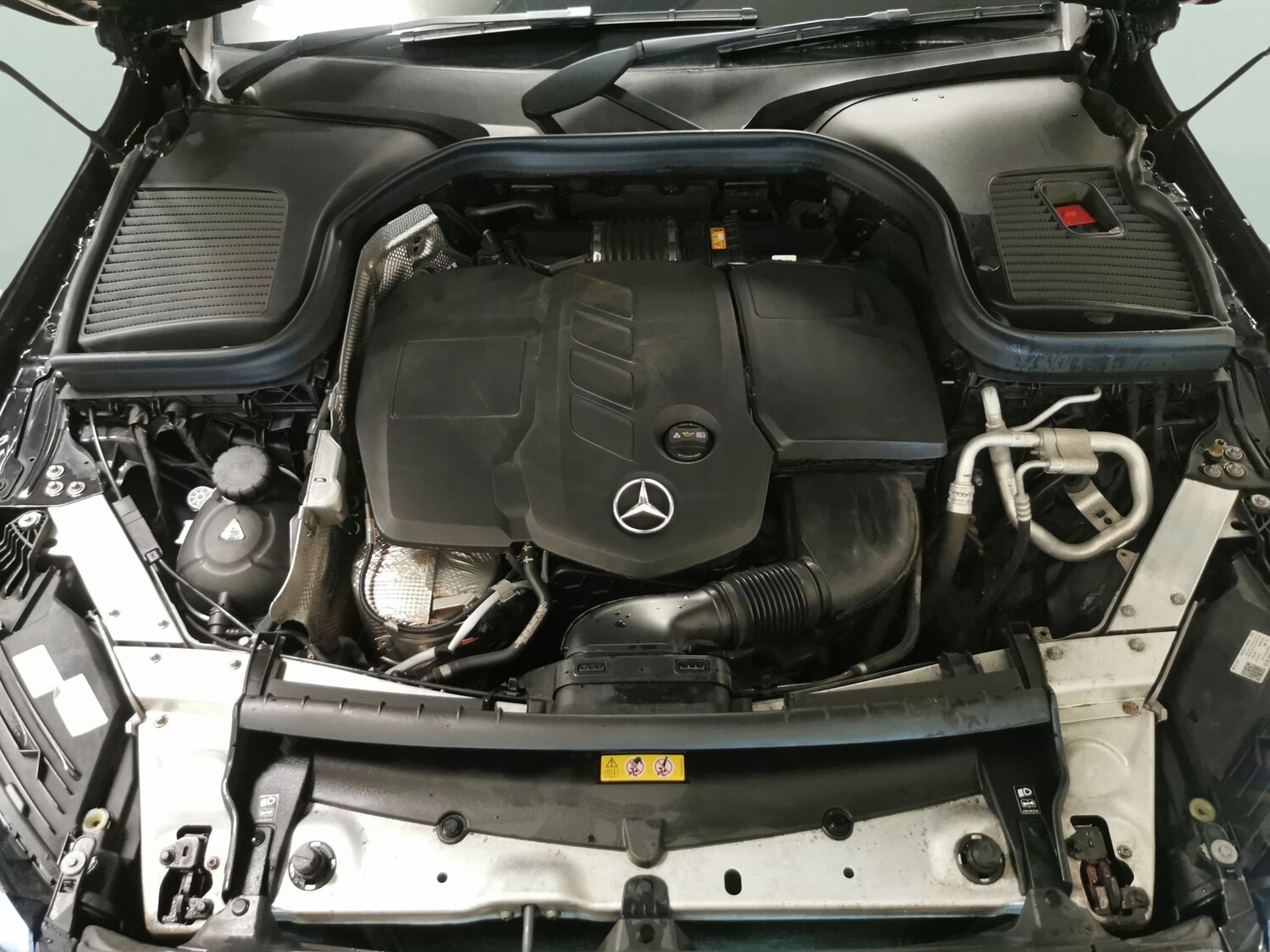 Used Mercedes-Benz GLC 2019 for sale - 77911707: Photo 33