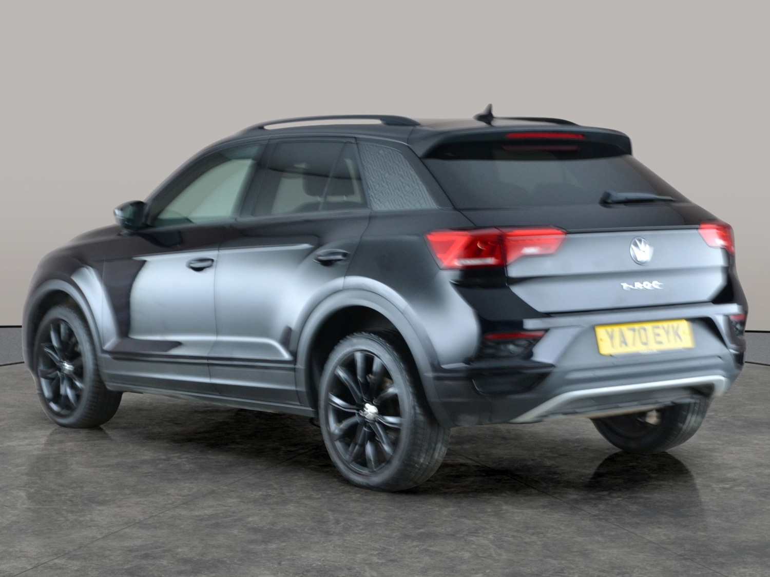Used Volkswagen T-Roc 2021 for sale - 77686126: Photo 11