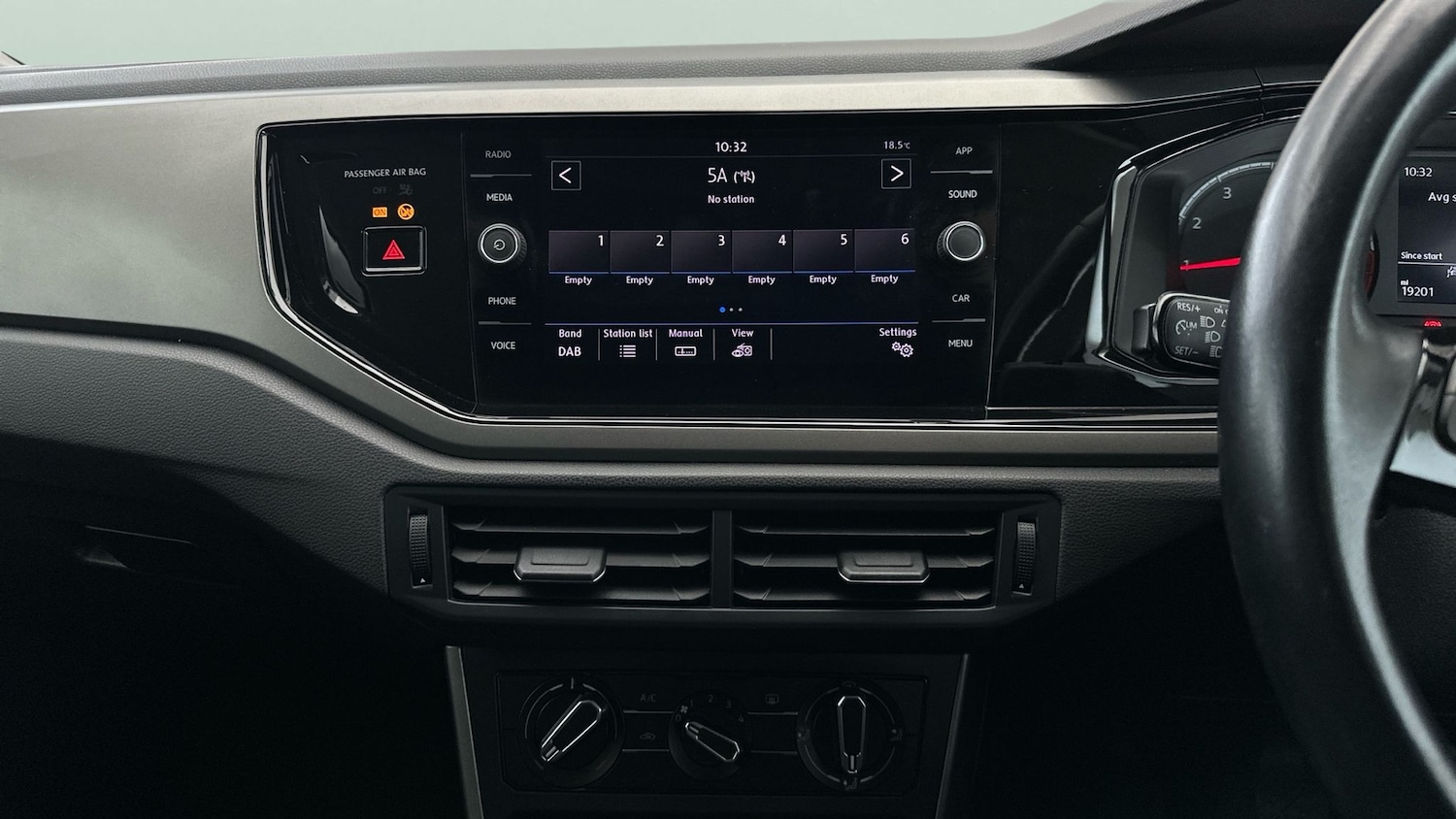 Used Volkswagen Polo 2020 for sale - 76980408: Photo 15