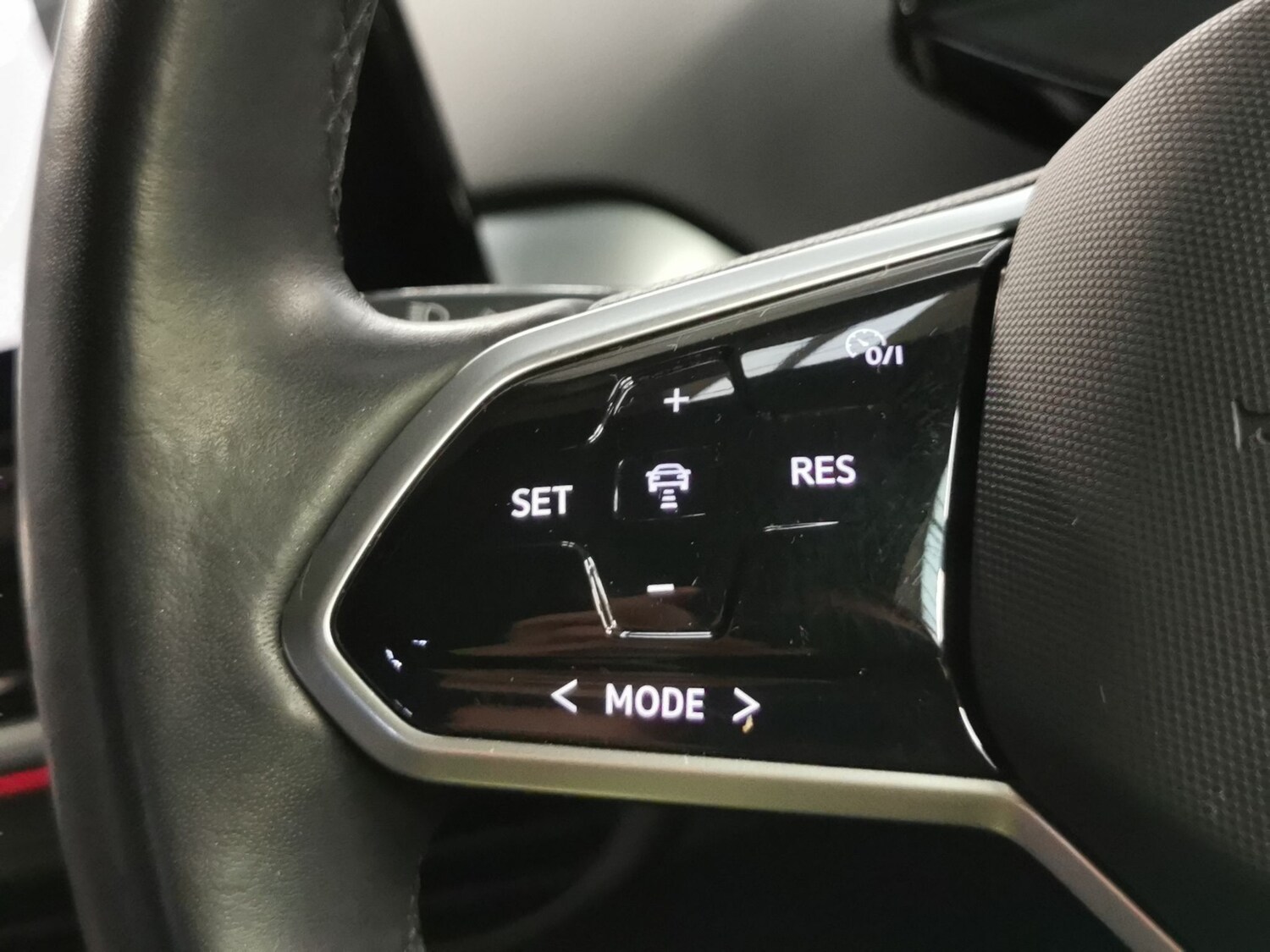 Used Volkswagen ID.4 2023 for sale - 77686130: Photo 19