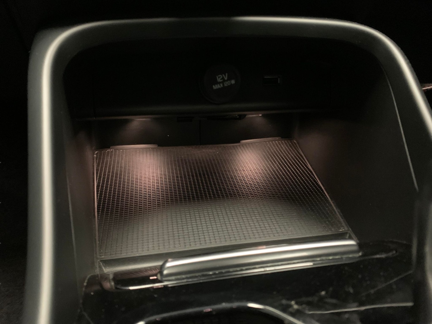 Used Volvo XC40 2020 for sale - 77084717: Photo 20