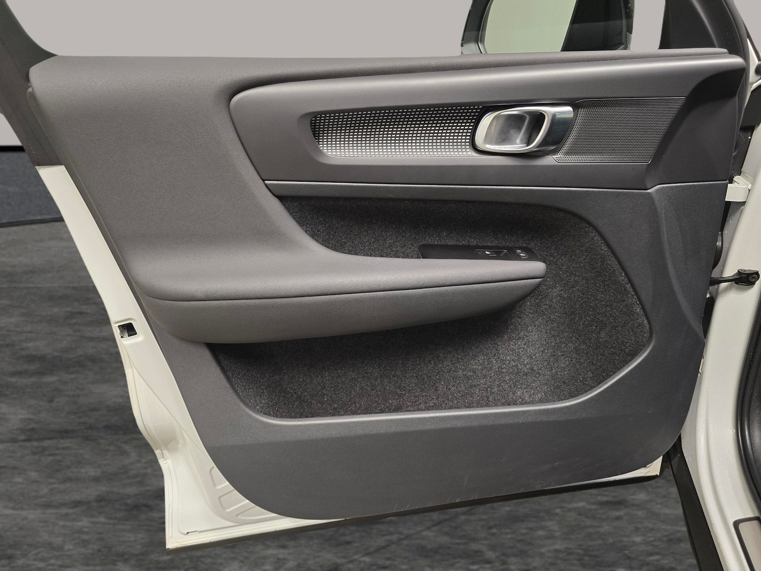 Used Volvo XC40 2021 for sale - 76668631: Photo 28