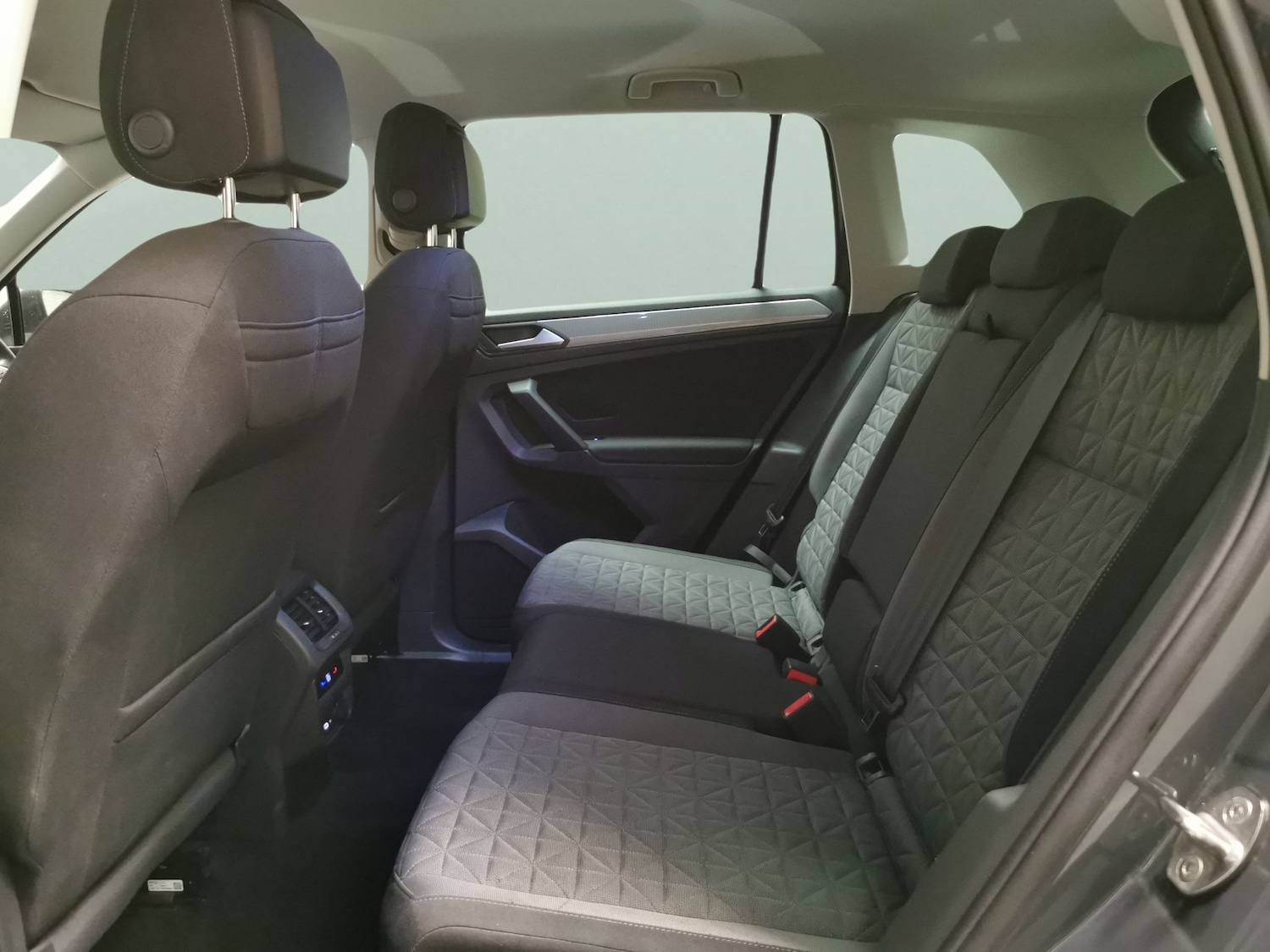 Used Volkswagen Tiguan 2022 for sale - 76545004: Photo 23