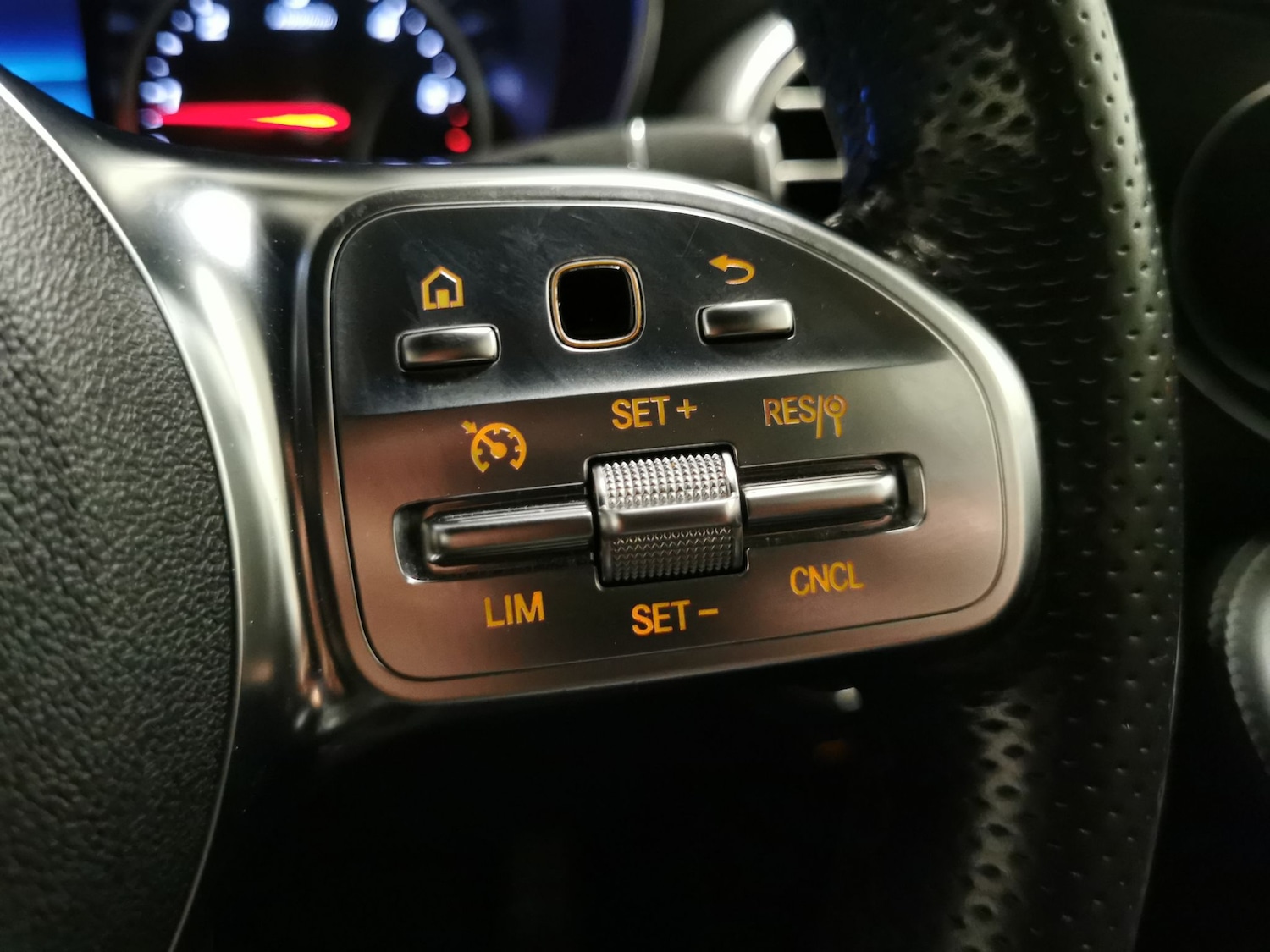 Used Mercedes-Benz GLC 2020 for sale - 76426170: Photo 26