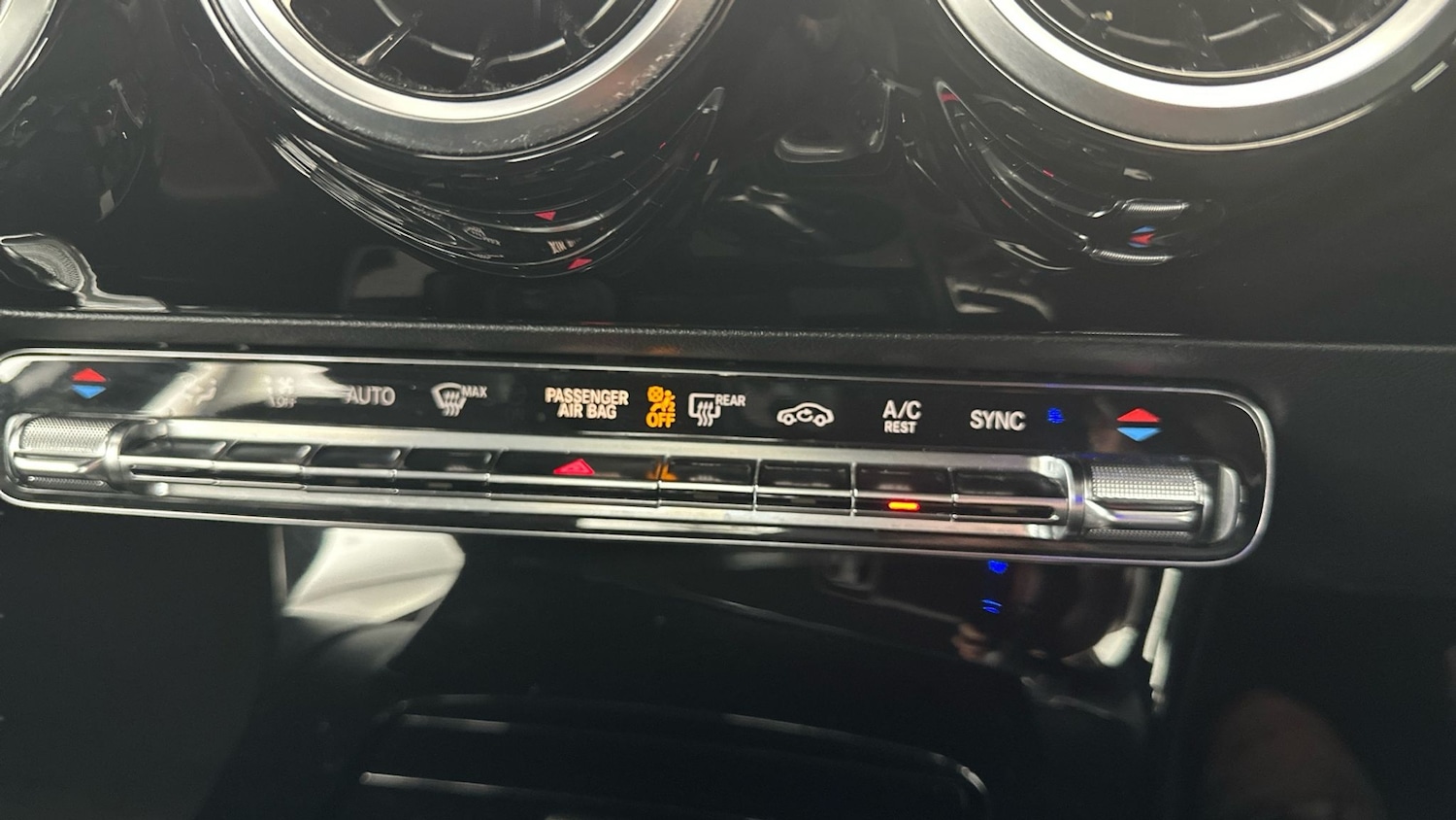 Used Mercedes-Benz A-Class 2019 for sale - 77592578: Photo 24