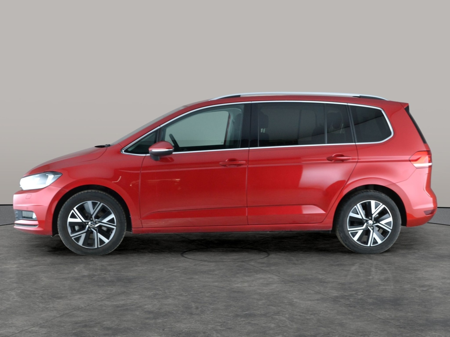 Used Volkswagen Touran 2022 for sale - 77198628: Photo 12