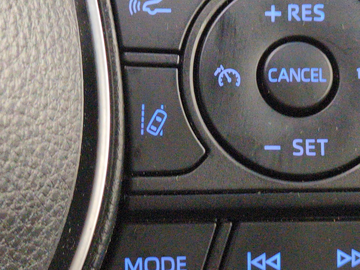 Used Toyota RAV4 2022 for sale - 77350865: Photo 24