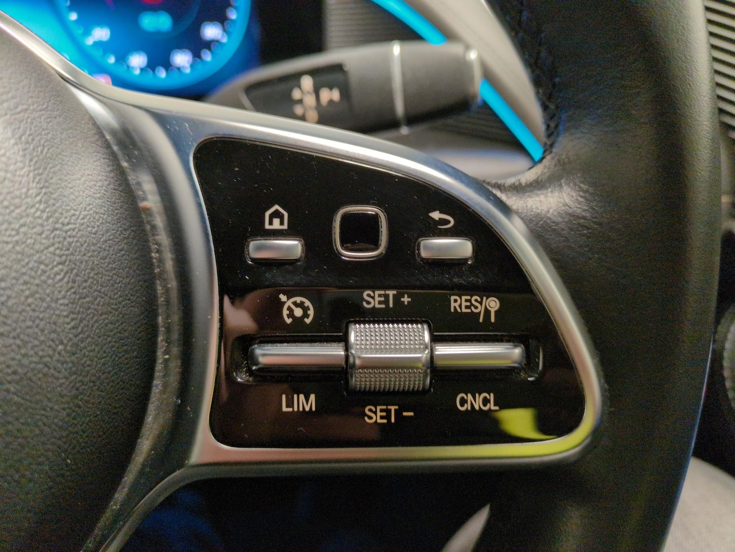 Used Mercedes-Benz EQC 2022 for sale - 77607330: Photo 21