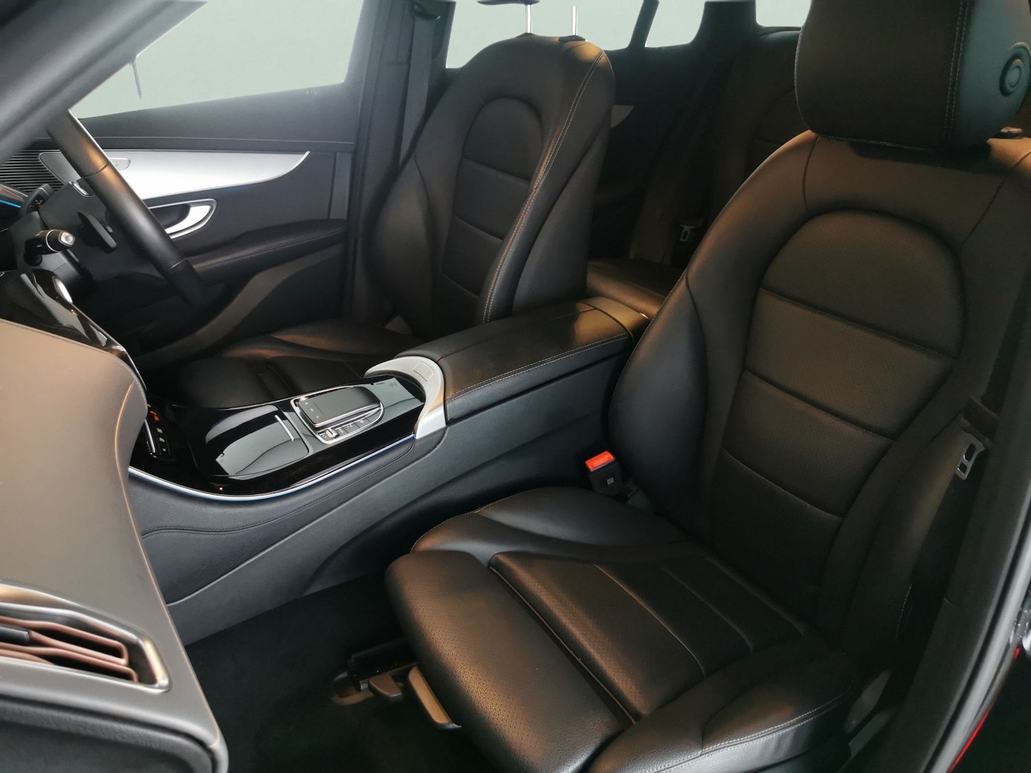 Used Mercedes-Benz EQC 2022 for sale - 77607330: Photo 7