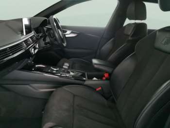 Used Audi A4 Avant 2019 for sale - 75441006: Photo