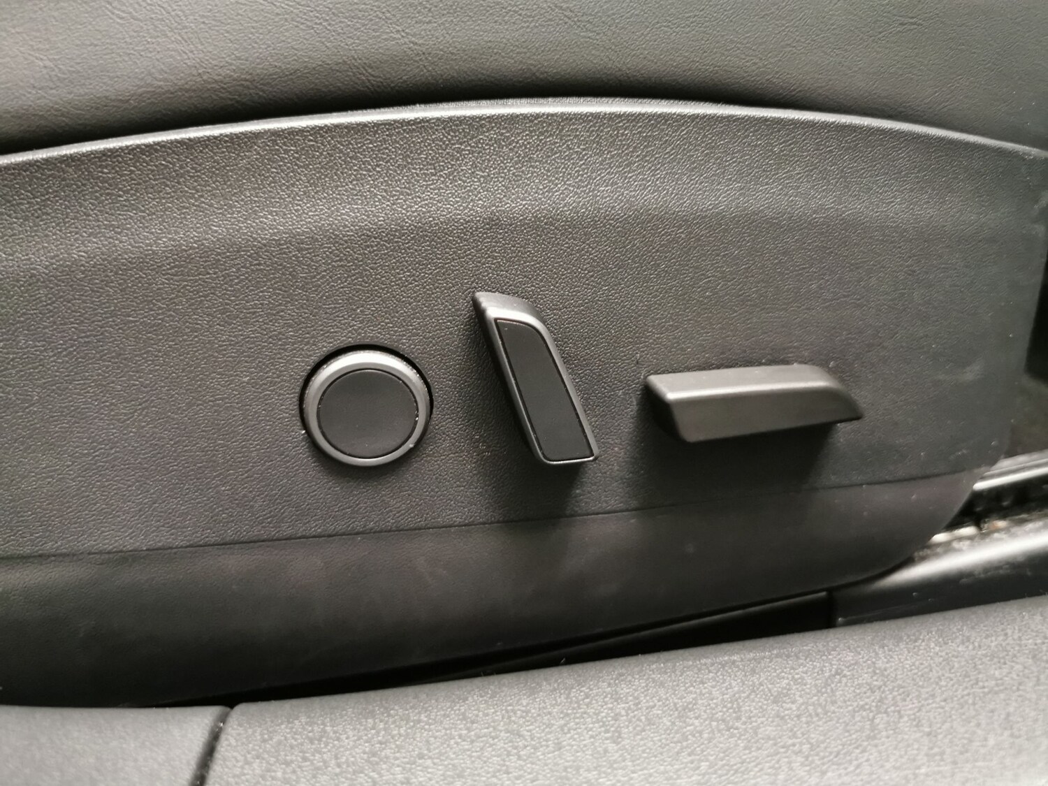 Used Tesla Model 3 2021 for sale - 77502324: Photo 18