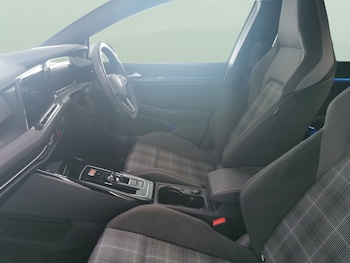 Used Volkswagen Golf 2023 for sale - 76980554: Photo