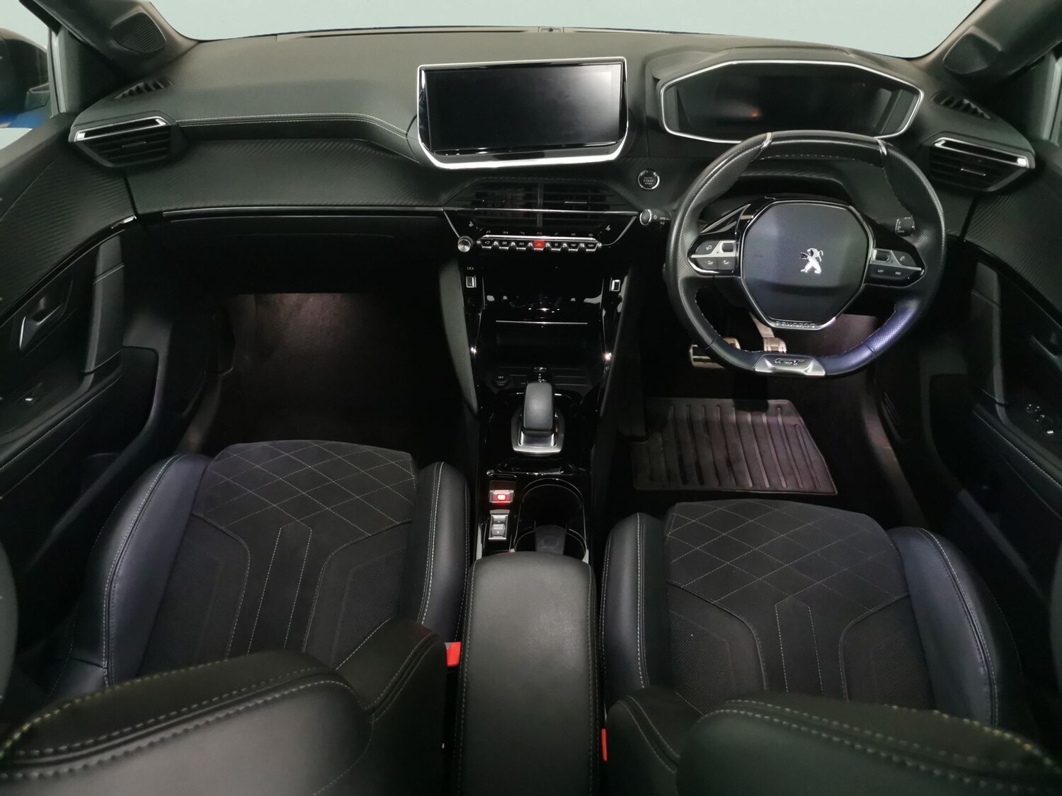 Used Peugeot 208 2021 for sale - 77856126: Photo 8