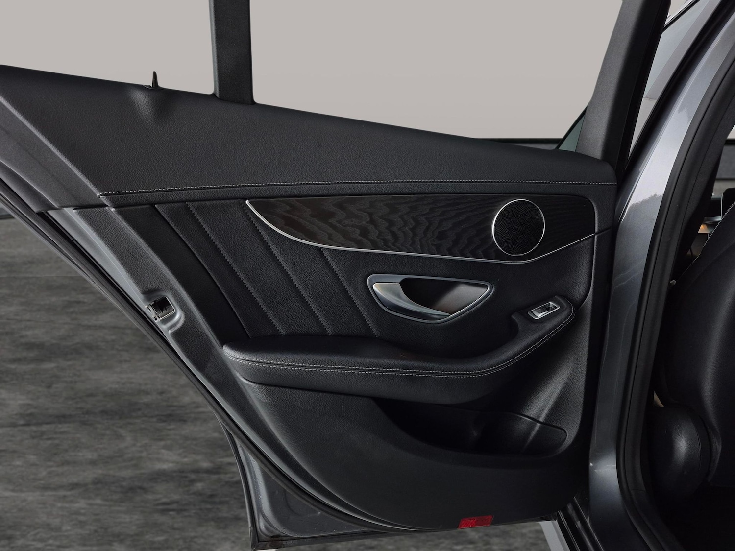 Used Mercedes-Benz C Class 2018 for sale - 77791417: Photo 31