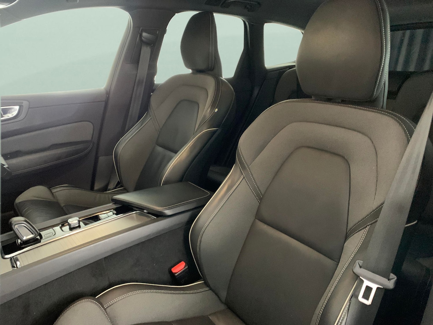 Used Volvo XC60 2021 for sale - 77160999: Photo 17