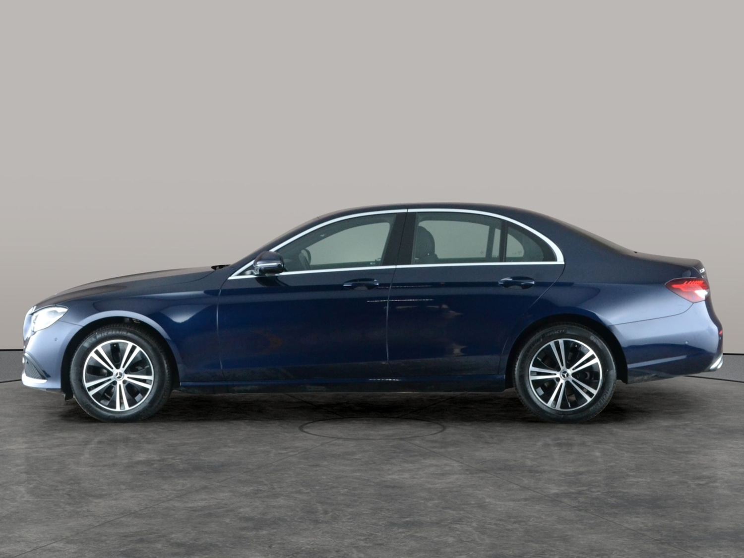 Used Mercedes-Benz E Class 2021 for sale - 77635663: Photo 14