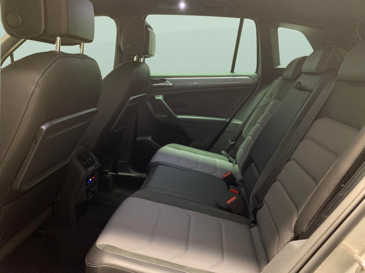 Used Volkswagen Tiguan 2019 for sale - 77047973: Photo 24