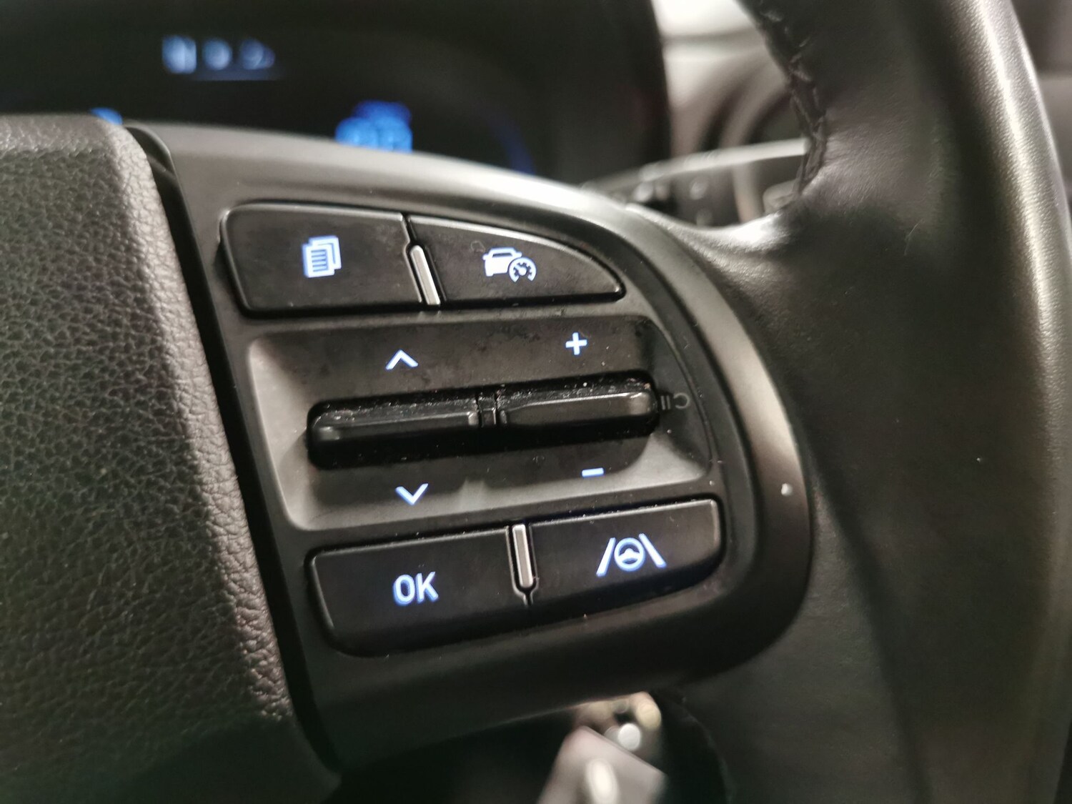 Used Hyundai i10 for sale - 77490435: Photo 17