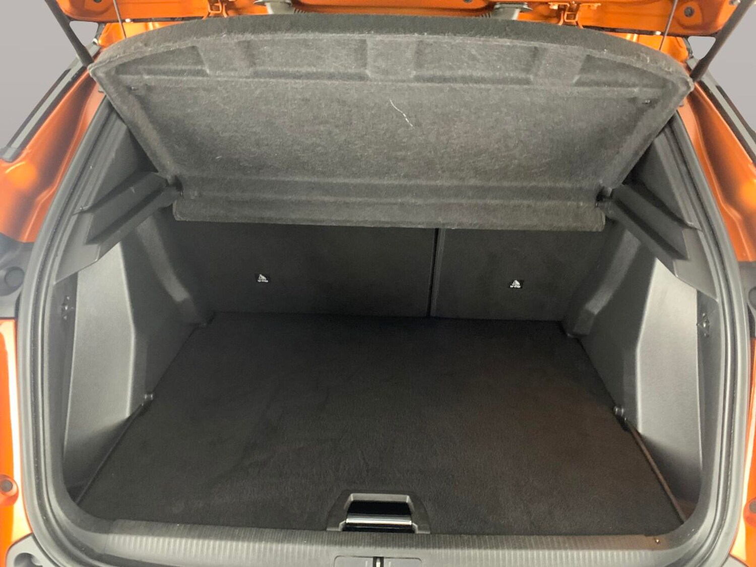 Used Peugeot E-2008 for sale - 77485171: Photo 28