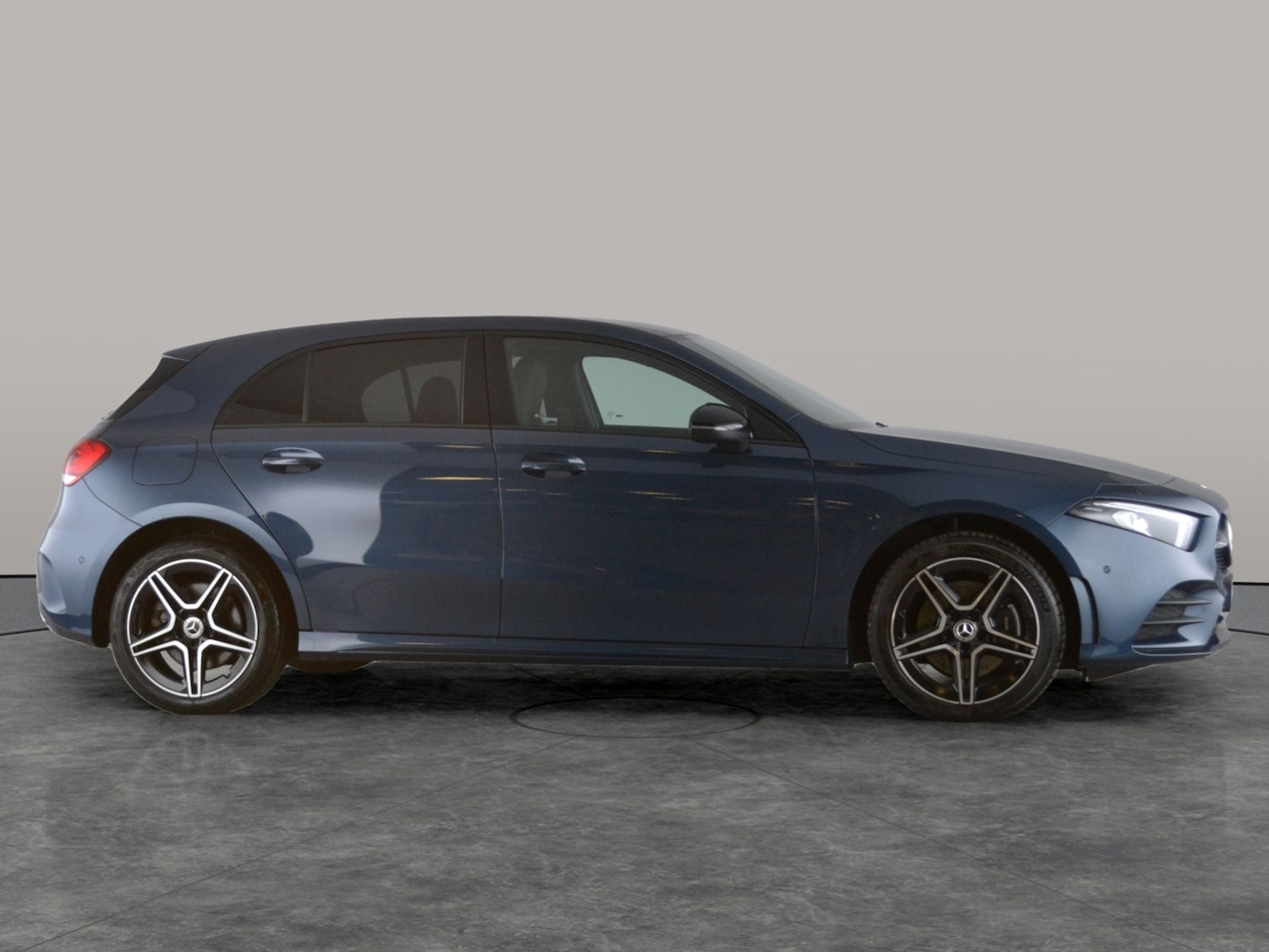 Used Mercedes-Benz A-Class 2022 for sale - 76915450: Photo 11