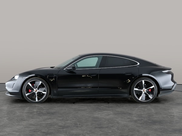 Used Porsche Taycan 2021 for sale - 76266303: Photo 20