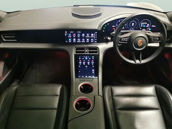 Used Porsche Taycan 2021 for sale - 76266303: Photo