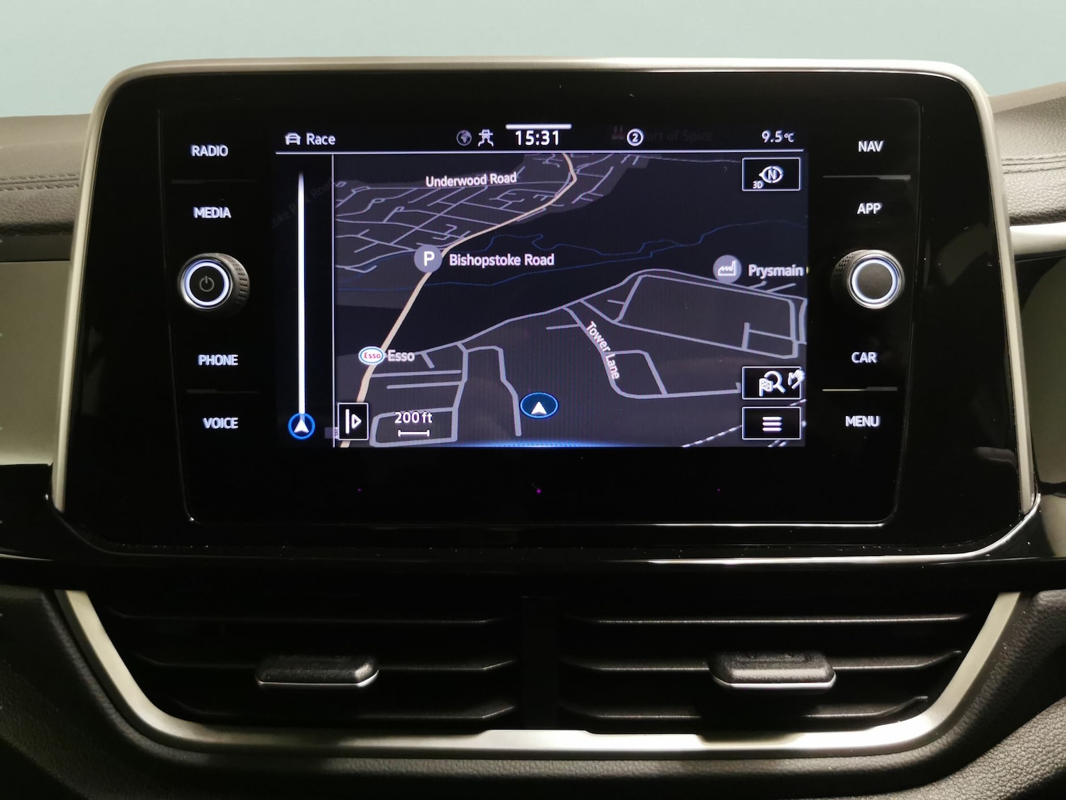 Used Volkswagen T-Roc 2023 for sale - 77034075: Photo 5