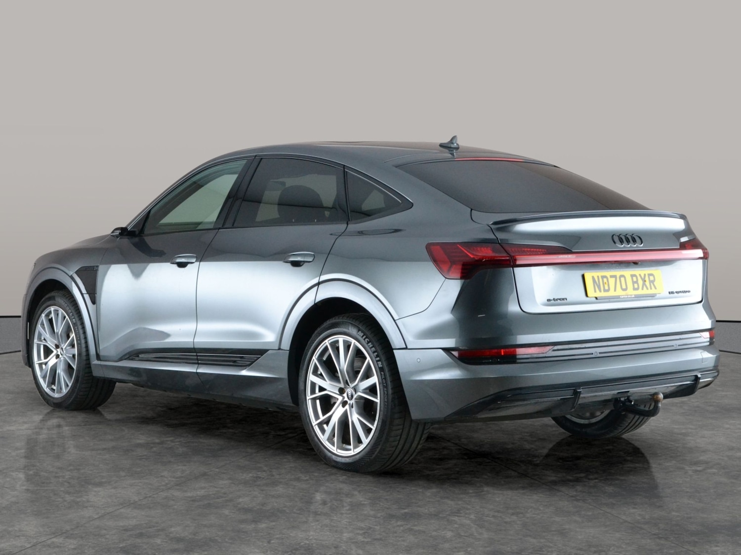 Used Audi e-tron 2020 for sale - 77903708: Photo 14