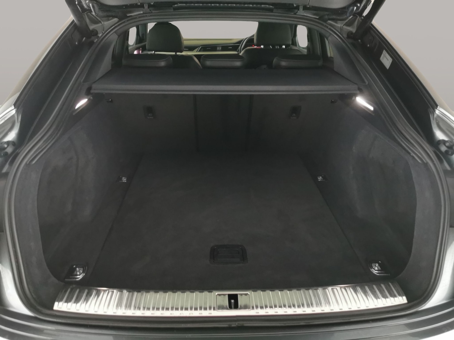 Used Audi e-tron 2020 for sale - 77903708: Photo 40