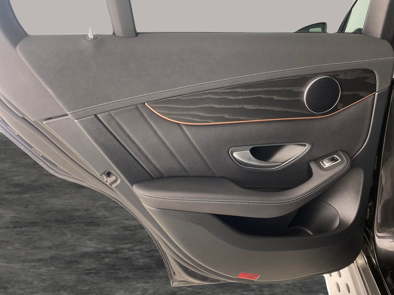 Used Mercedes-Benz EQC 2022 for sale - 76933431: Photo 20