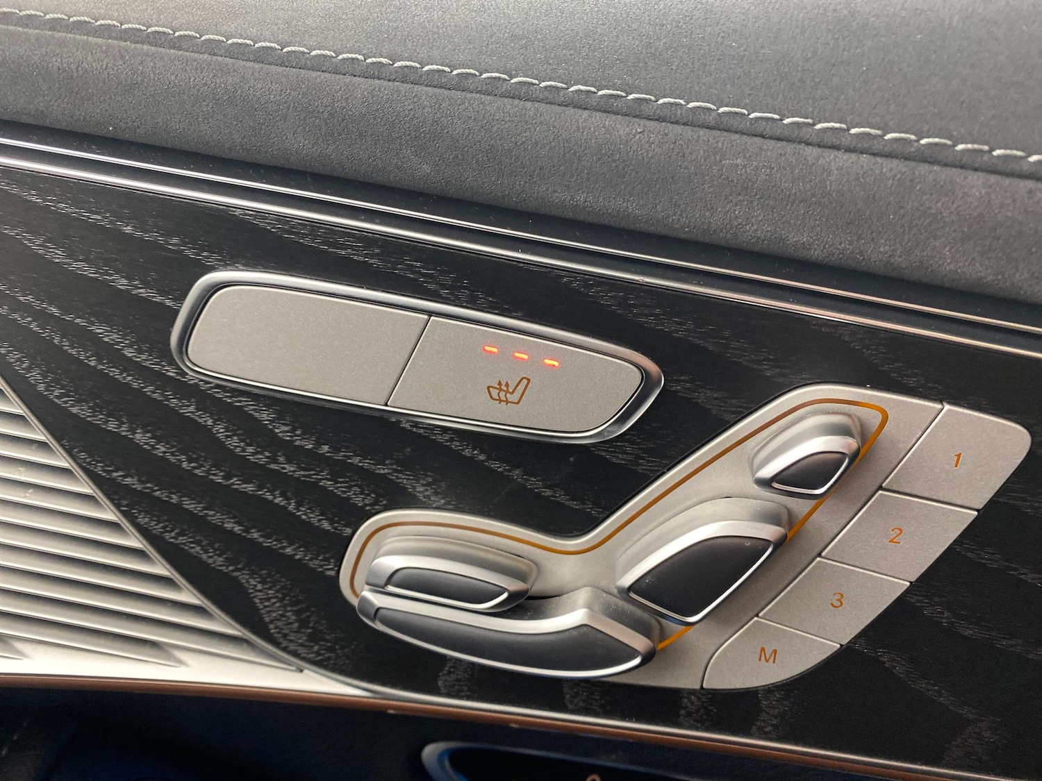 Used Mercedes-Benz EQC 2022 for sale - 76933431: Photo 23