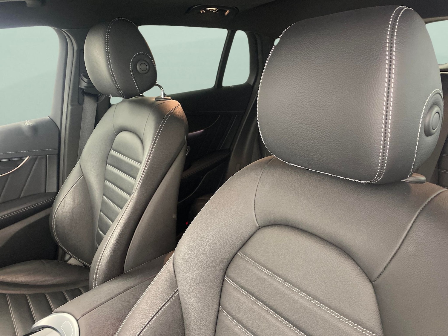 Used Mercedes-Benz EQC 2022 for sale - 76933431: Photo 28