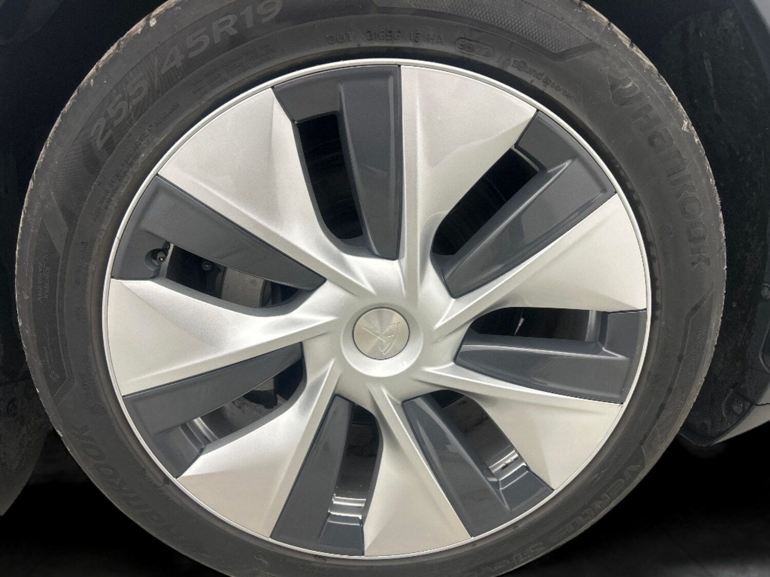 Used Tesla Model Y for sale - 77364917: Photo 22
