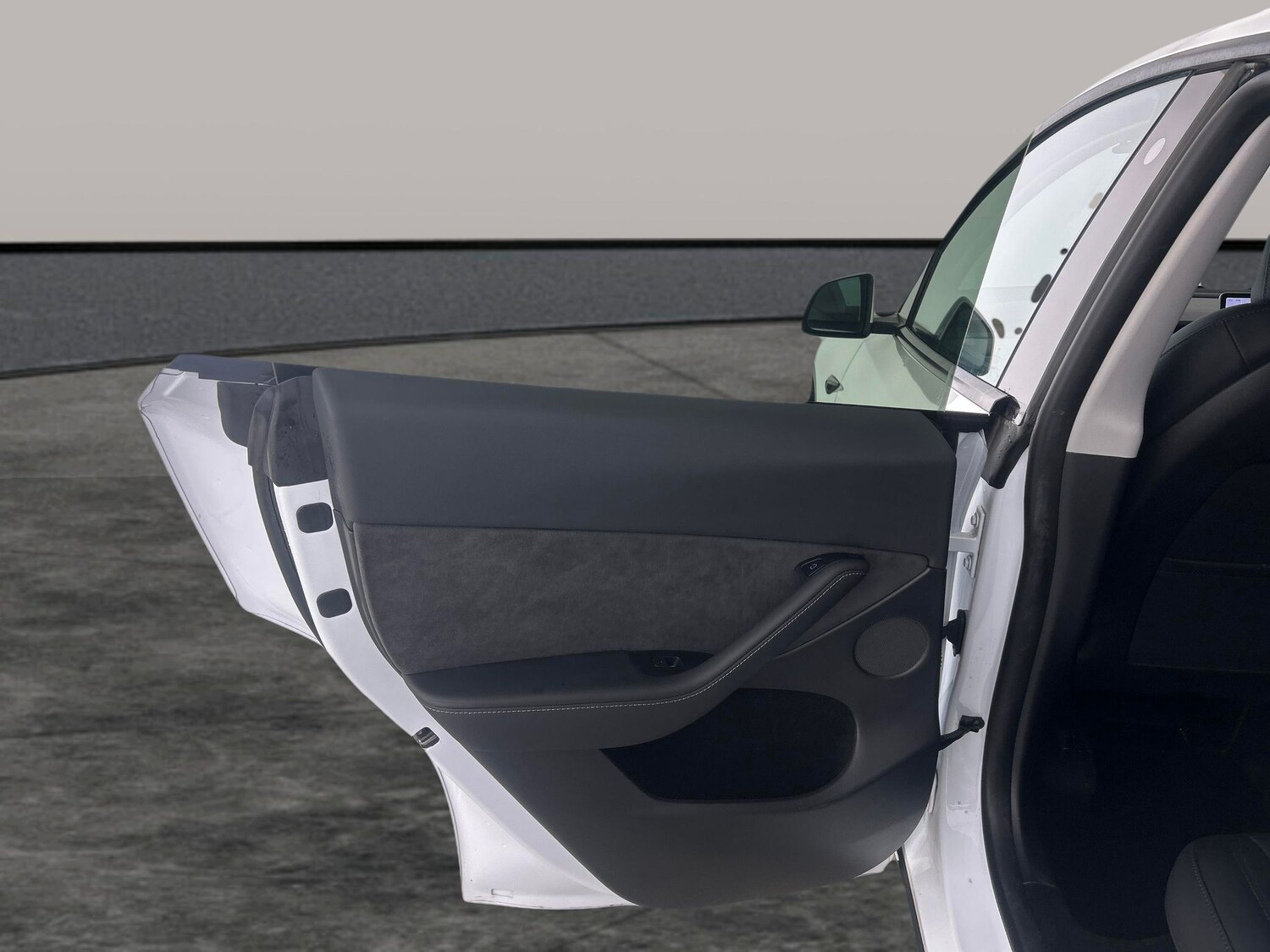 Used Tesla Model Y for sale - 77364917: Photo 26